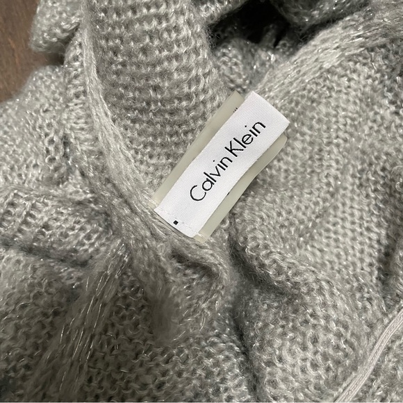 Calvin Klein Ruffle Scarf - Picture 5 of 10